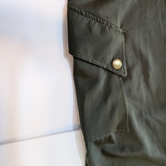 Top Gun Flight Suit Costume. Maverick. Zip Up Form Fitting Pilot Suit/ Jumper - Picture 8 of 11